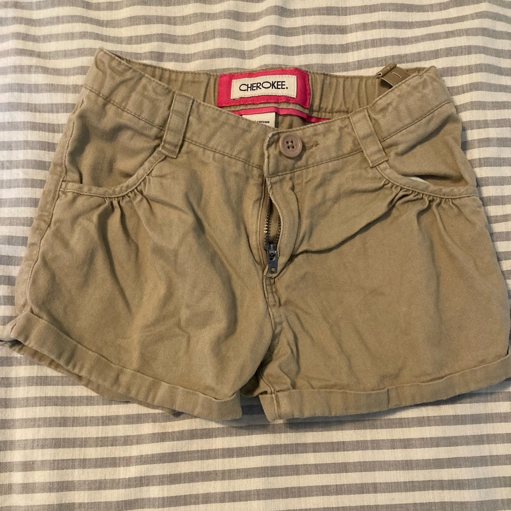 3/$20 Kids khaki shorts Sz 6/6x
